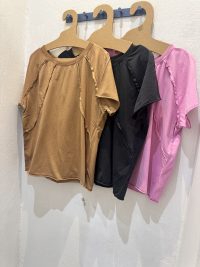 LOLISTY "T-SHIRT WITH DECORATIVE DIAGONAL SEAMS" - Image 4