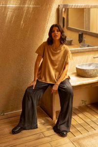 LOLISTY "LONG COTTON T-SHIRT WITH POPLINE SIDES" - Image 4