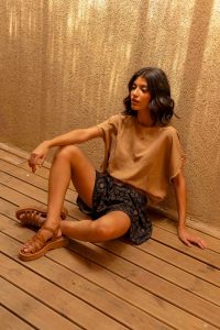 LOLISTY "LINEN SEAMLINE TOP" - Image 3